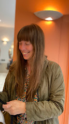 Photo n°23 de Dadzibao Paris 14eme à Paris (Salon de coiffure)