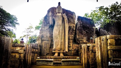 Photos of Aukana Rajamaha Viharaya