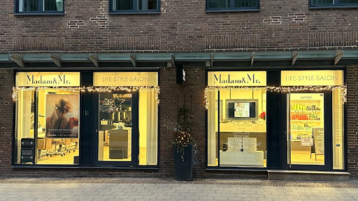 Madam & Mr. - Lübeck