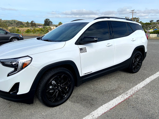 Diamond Star Auto Glass and Tint - Lake Elsinore Gallery - United States