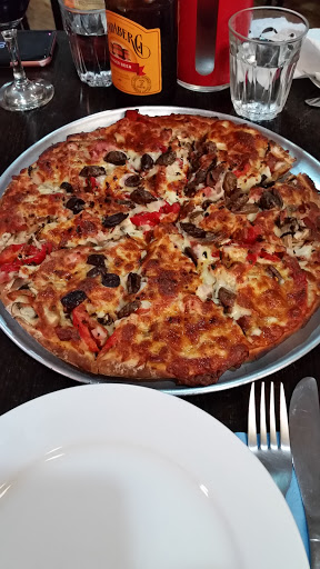 Riviera Pizza Restaurant - Thumbnail