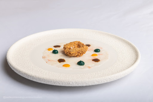Ebrius Restaurant - Visual