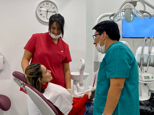 Grupo Dental Clinics Málaga Centro - Clínica Dental