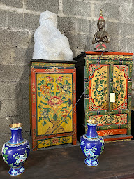 Photo n°6 de La Baie d'Halong à Châteauneuf-sur-Isère (Magasin d'ameublement et de décoration)