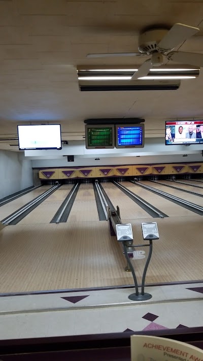 Lucky 10 Lanes