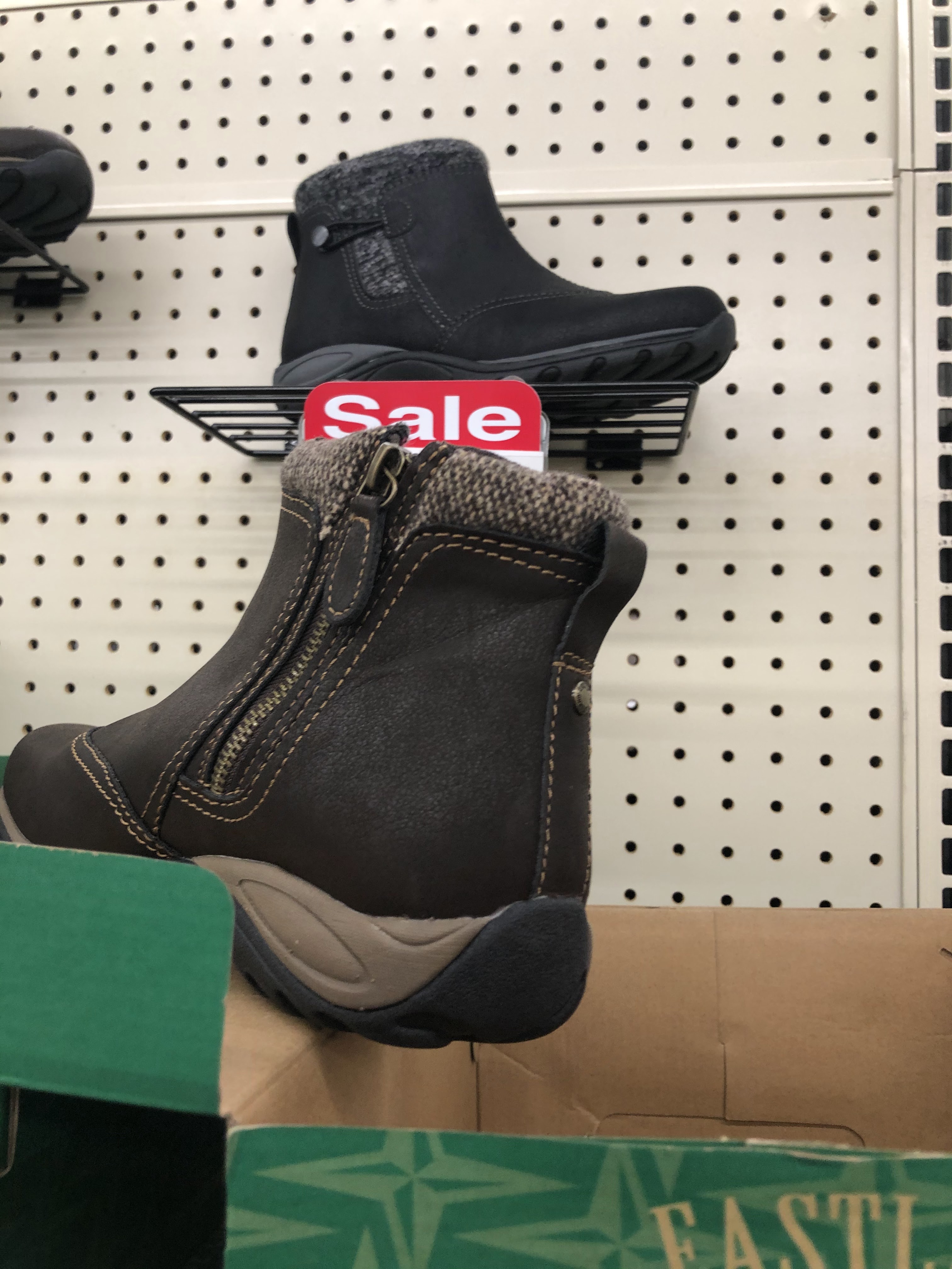 Blain's Farm & Fleet - Decatur, Illinois