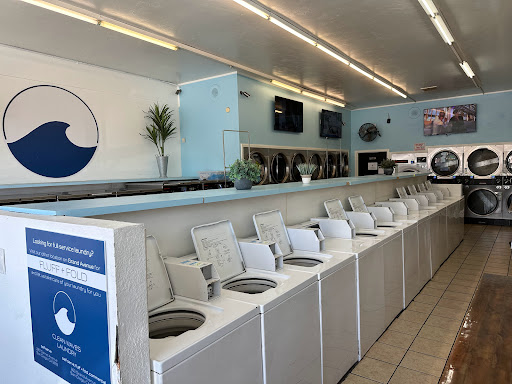 Clean Waves Laundry - Thumbnail