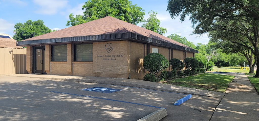 Dr Darpan Kumar M D Fhrs