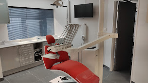 Photo n°10 de Docteur Samer Saloum-Rouxel - Chirurgien-dentiste à Nantes (Dentiste)