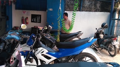 Photos of Planet Ban Karanggan