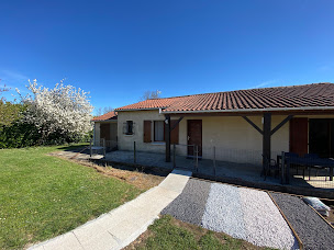 Photo n°3 de Famille d'accueil Laparade - Main dans la main - Lot-et-Garonne à Laparade (Centre de services aux familles)