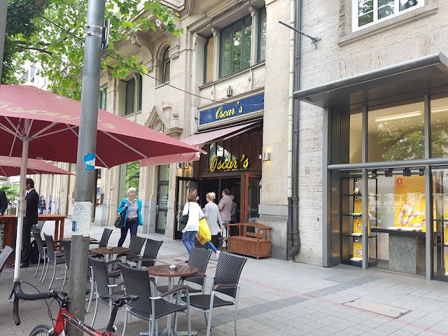 Oscar's Bar