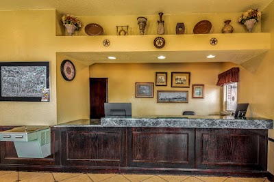 Photos of Super 8 New Braunfels TX