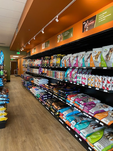 EarthWise Pet Supply & Grooming Wenatchee - Thumbnail