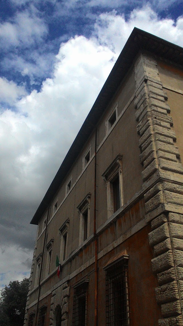 Biblioteca comunale Augusta
