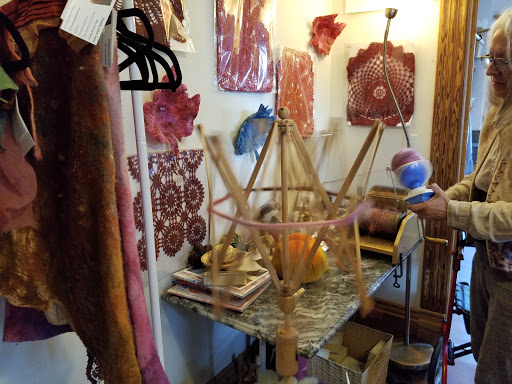 Esther's Place - Visual