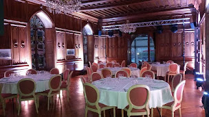 Photo n°18 de BLACK HOLE EVENEMENTS à La Roche-Noire (Prestataire de mariage)