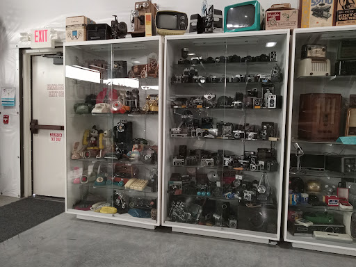 Aviator Café - Visual
