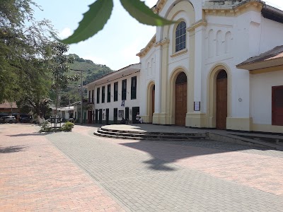 Photos of Iglesia de Utica