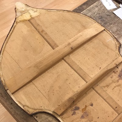 新井弦楽器工房