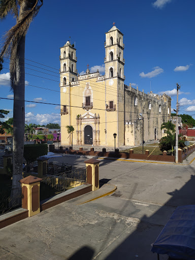 Edificio Municipal de Chemax - Visual