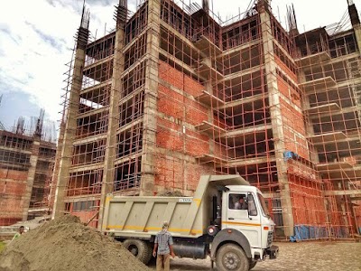 Photos of United International University(New Campus))