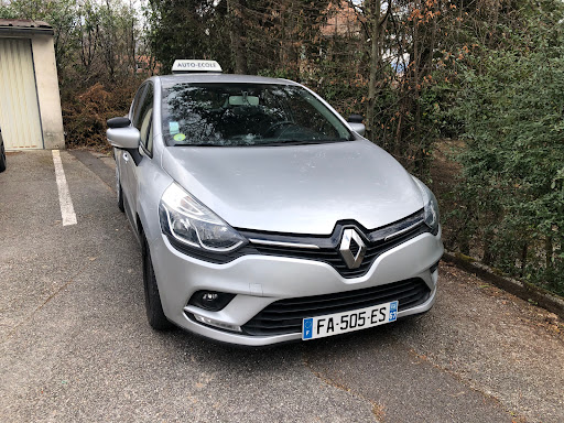 Photo de Auto école KALYAS - (OUVERTURE PROCHAINEMENT Cause déménagement )Permis B, Permis AAC en accéléré à Génissiat (01200)