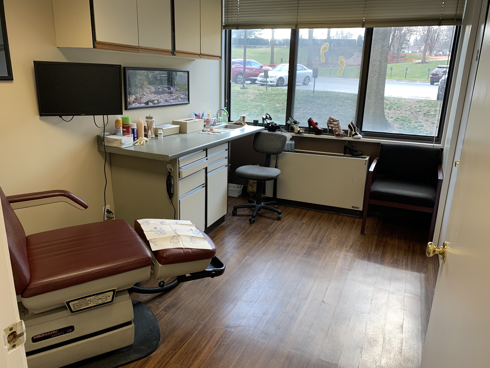 Michael R Liebow DPM: Foot and Ankle Specialists of Maryland location