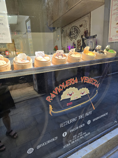 Ravioleria - Visual