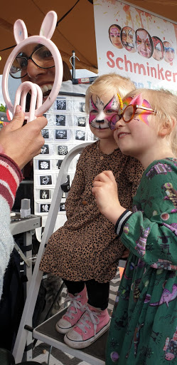 Painting Faces - Visual