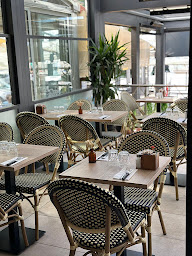 Photo n°92 de Restaurant La Rade à Marseille (Restaurant méditerranéen)