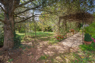 Photo n°17 de Domaine de Bertalay à Ambres (Lodge)