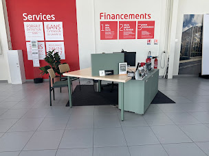 Photo n°15 de DACIA CHENNEVIERES SOVEA 94 - GROUPE MAURIN à Chennevières-sur-Marne (Concessionnaire automobile)