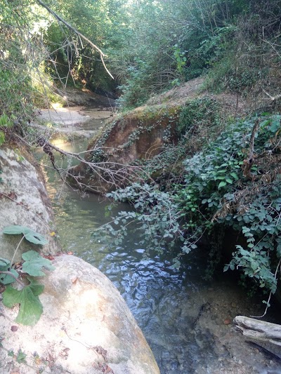 Cascate Intermedie di Sarnano della Chiesetta della Madonna di Loreto