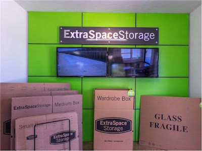 Extra Space Storage