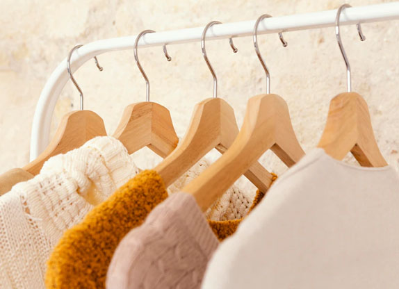 HMSN BOUTIQUE TRADING L.L.C | Manufacturer of Apparels and Wholesaler of Textiles Contact