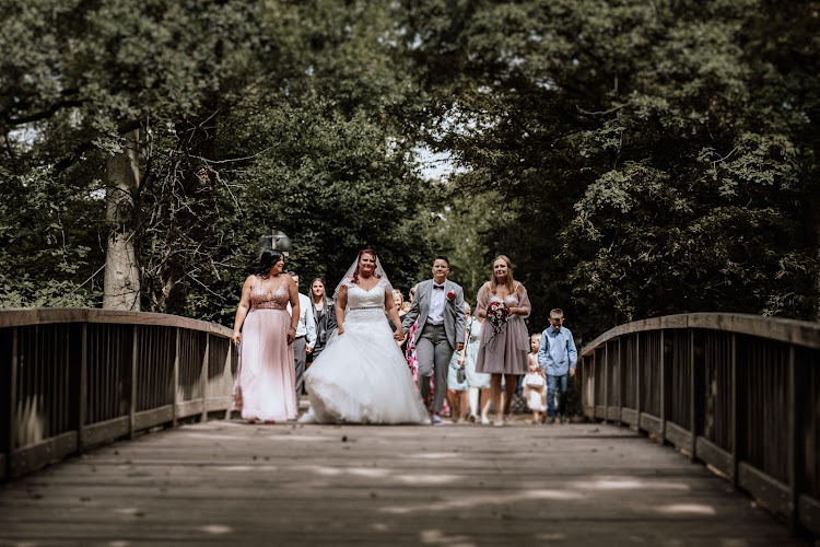 Dominik Neugebauer - Hochzeitsfotograf photo