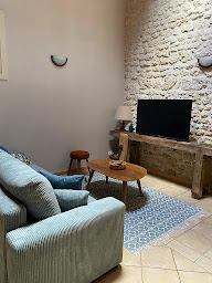 Photo n°12 de LES ORMEAUX à Pons (Établissement vinicole)