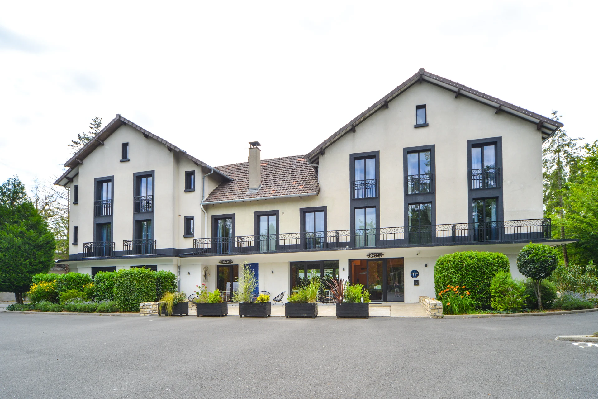 Logis Hôtel la Mire