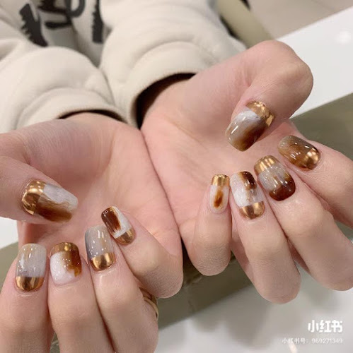 Royale Nails Spa Johns Creek interior view