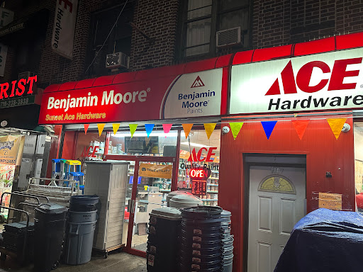 SUNSET ACE HARDWARE