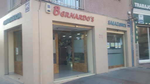 Bernardo's - Visual