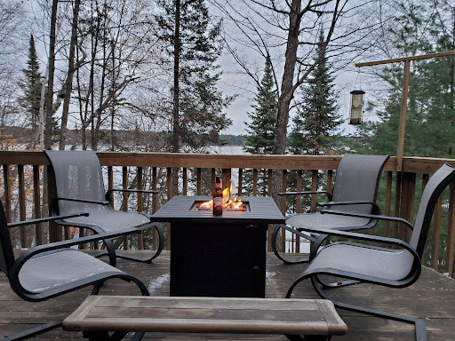 St. Uhr Lodge - Thumbnail