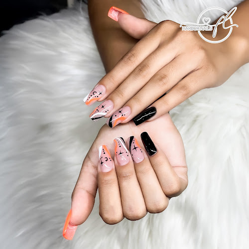 Fl Harbor Nails interior view