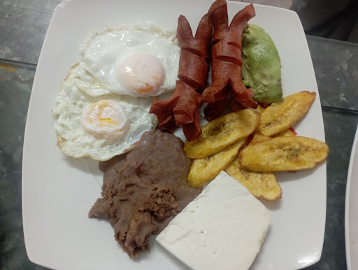 Bar Latino Pla I Palet