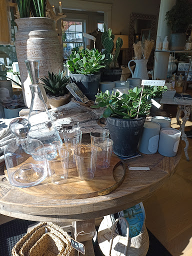 Fleurant Flowers & Design Gallery - United States