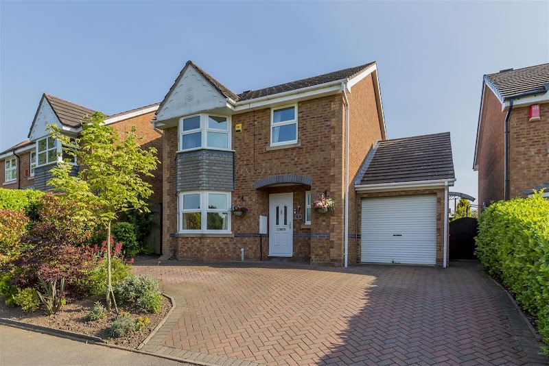 Denise White Bespoke Estate Agents photo 2