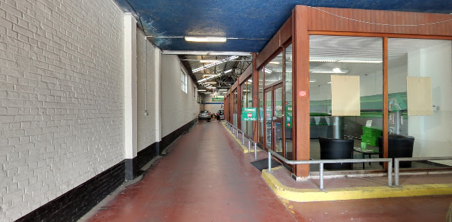 Europcar Charleroi Centre - Autoverhuur