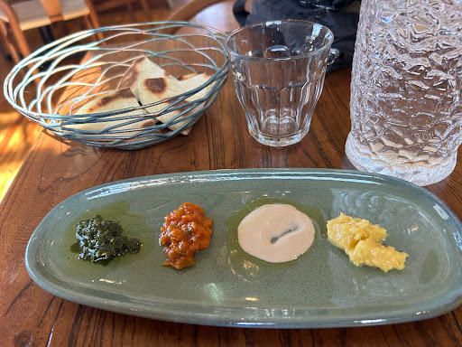 Cafe Dimona - Visual
