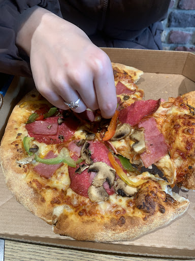 Domino's Pizza Apeldoorn Laan Van Zevenhuizen - Thumbnail